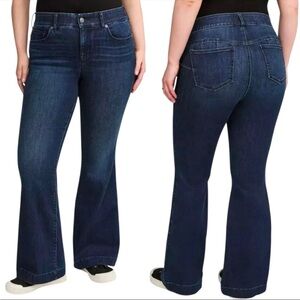 Torrid Bombshell Flare High Rise Jean Super Soft Dark Wash Stretch 18R